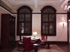 -LONG BAR 廊吧(外滩华尔道夫酒店)