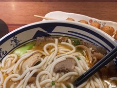 -鑫花溪牛肉米粉(东环大润发店)