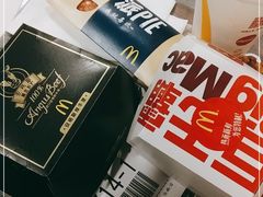 -麦当劳(世博广场店)