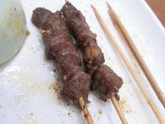 油炸羊肉串-鲜鲜锅贴(荆山路店)