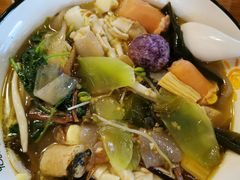 -小熊纪称盘麻辣烫