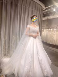 -艾米丽婚纱礼服