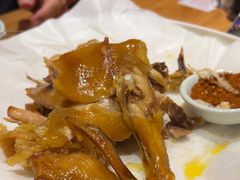 -头上红煨盐鸡·非遗院子餐厅