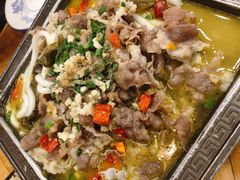 酸汤肥牛-外婆船宴餐厅·外婆喊你回家吃饭