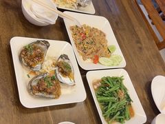 -两兄弟Song Pee Nong(2号店)