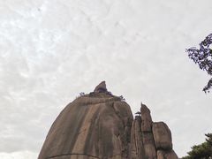 -黄山光明顶山庄