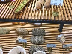 -焙丽拾光(麦凯乐直营店)