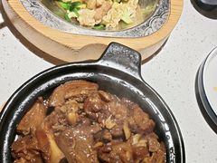 客味焗猪手-秋色客家菜(流塘店)