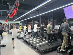 -超鹿运动(五四路恒力城店)