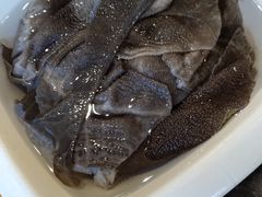 精品水牛毛肚-锅首鲜品火锅(鸳鸯店)