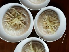 蟹粉汤包-鸿运酒楼