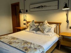 -临江宴餐厅·野生鱼·山里菜(富春江店)