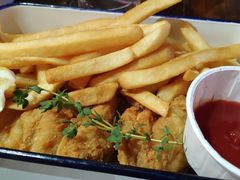 美式风味炸鸡翅配薯条-MIKAKU(万达广场上海宝山店)