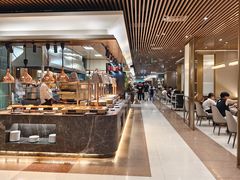 -金马门国际美食百汇(珞喻路店)