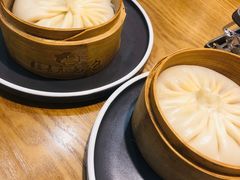 蟹黄吸管汤包-隆喜元鱼汤包·海鲜(中联广场店)