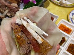 蒙古烤羊背-德乐海蒙餐