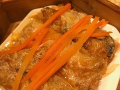 鲜虾腐竹卷-巴扎美食·新疆菜·西域歌舞表演餐厅(新疆大厦店)