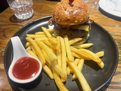 -1886德国汽车餐厅(外滩中央店)