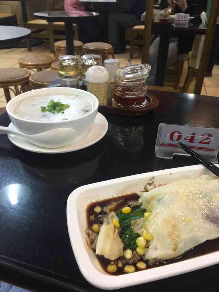 荔湾村肠粉王(梅林家乐福店)