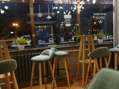 -ZING COFFEE 镜咖啡