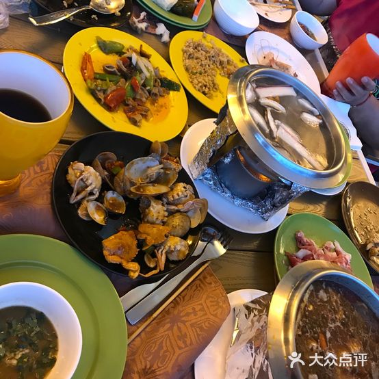 湖畔西餐厅·自助餐·海鲜·三亚亚龙湾维景度假酒店(三亚亚龙湾维景国际别墅度假酒店店)