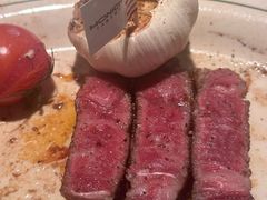 -MONICH牛排融合餐厅(和义大道购物中心店)