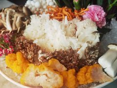 绣球菌-澳美徕·港式花胶鸡火锅(高新万达店)