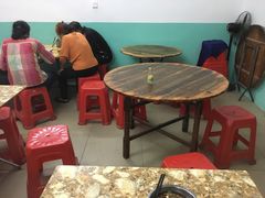 -灵山卢梅燕粉店