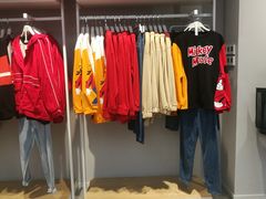 -美特斯邦威(新天地购物中心店)