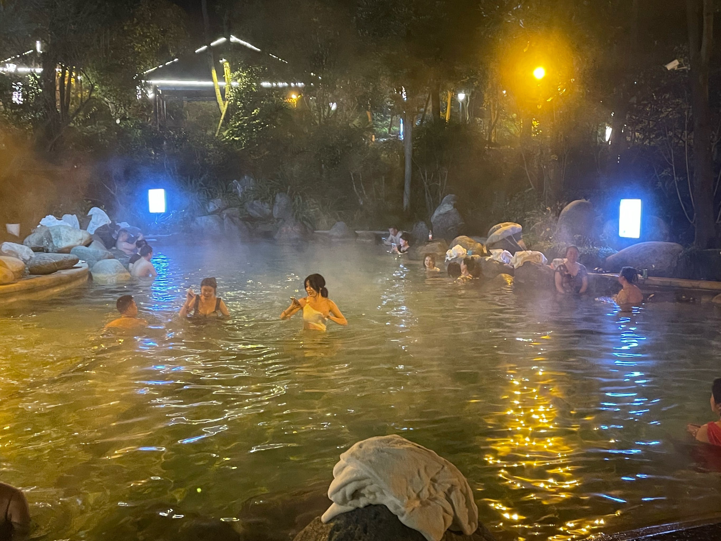 四川露天温泉图片