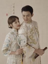 -易摄影婚纱摄影工作室