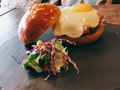 -HIGH FIVE哈福手工汉堡(桂林路店)