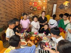 -玩坞轰趴馆·户外团建聚会主题生日派对馆(世豪广场店)