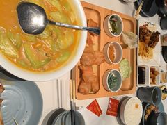 -老周家酱卤猪蹄私房菜(克拉玛依西街店)