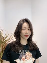 -BULB STUDIO 巴柏明星发型工作室