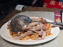 -尚尚仙·酸汤猪手·猪肚鸡火锅(华联万柳购物中心店)