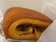-VERIE BAKEHOUSE