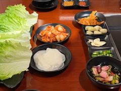 -肉甲韩国木炭烤肉(新壹街1店)