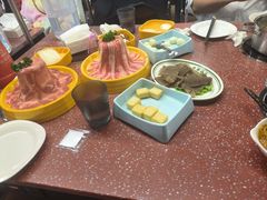 -四囍码头海鲜烧烤自助火锅(外滩南京东路悦荟广场店)