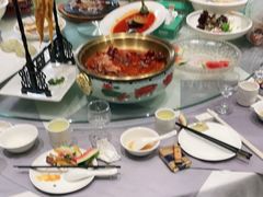 -一家人(凯旋路店)