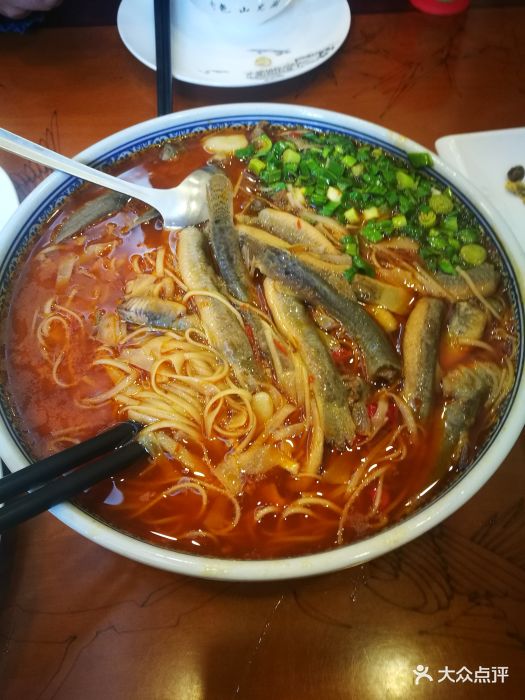 湖光山色大酒店肥东泥鳅挂面图片