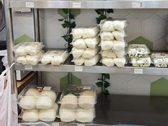 -白玉兰食品(中山公园龙之梦店)