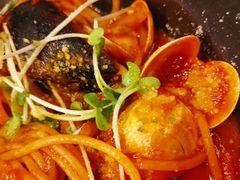 海鲜番茄意面-机器人火炉披萨