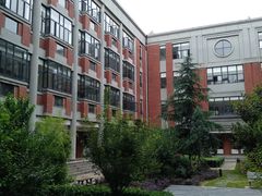 -华东政法大学(松江校区)