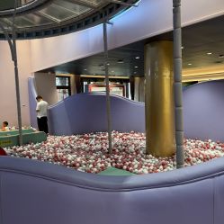 -奈尔宝·国风主题儿童乐园·亲子餐厅(豫园商城店)