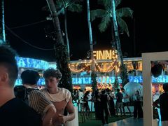 -FINNS Beach Club
