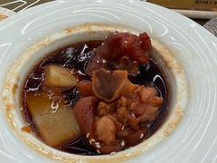 萝卜猪手-轩记海鲜餐厅·四十五年老字号·经典粤菜(西区彩虹店)
