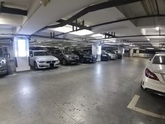 -大宁国际商业广场-地下停车库
