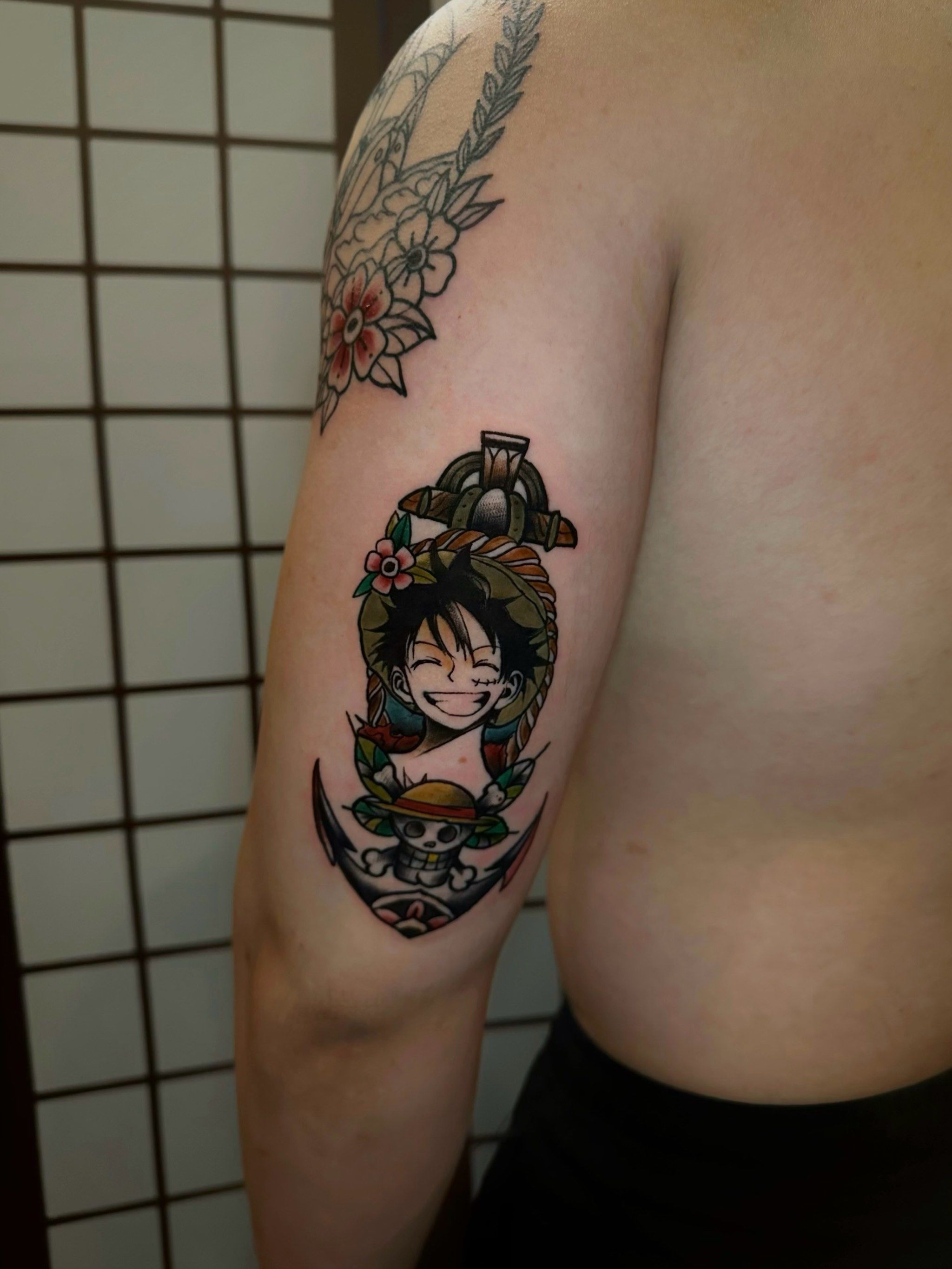 oldschool纹身 #oldschool 
路飞🏴‍☠️
和平鸽🕊