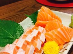 三文鱼腩刺身-小山日本料理(电子大厦店)